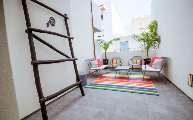 Amistat Island Hostel Ibiza