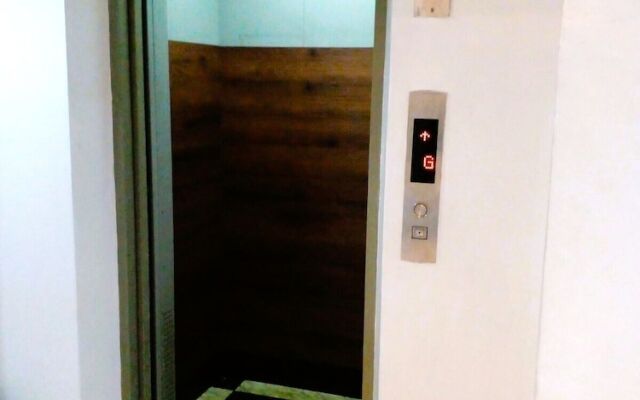 Makati Poblacion Hotel