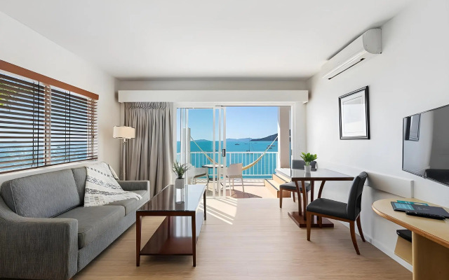Coral Sea Resort