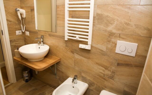 Vatican Comfort Suites