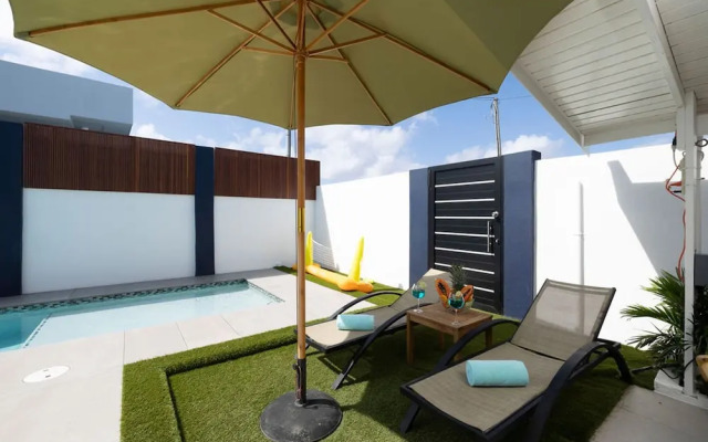 NEW Modern 3BR 3BA Private Pool Centrallylocated