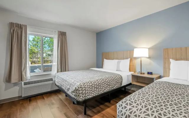 WoodSpring Suites Charlotte Northlake