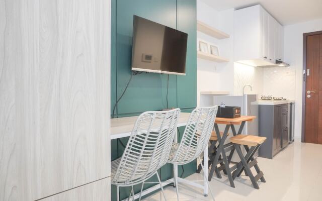 Cozy Stay And Spacious Studio At West Vista Apartment