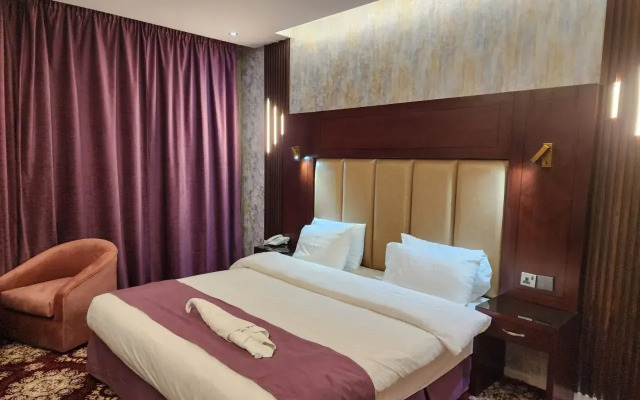 Ewg Hotel Alhamraa