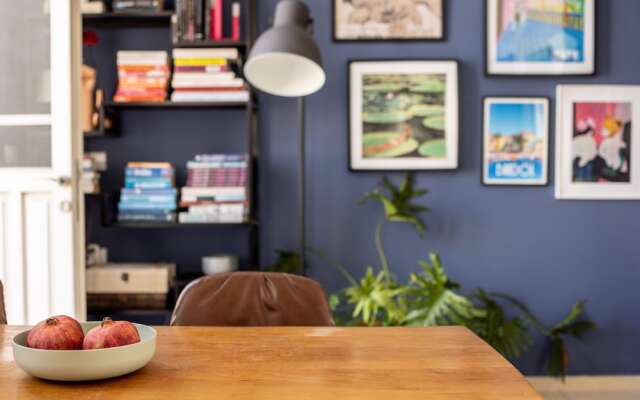 Bauhaus Artistic Haven by Sea N' Rent