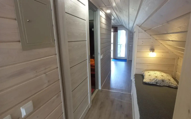 Attic apartment on 58a Bondareva Street