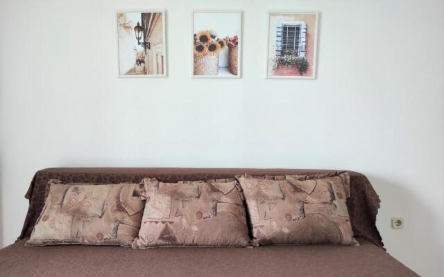 Apartments Ljilja sea view