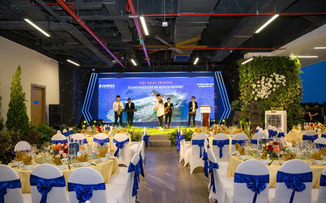 Flamingo Premium Lan Ha Bay Resort