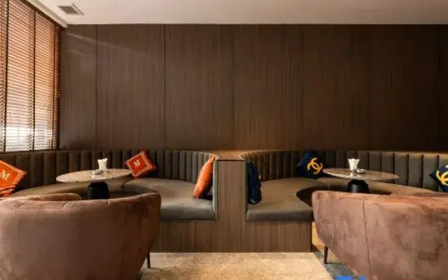 Royal Platinum Condo by Soben Homes