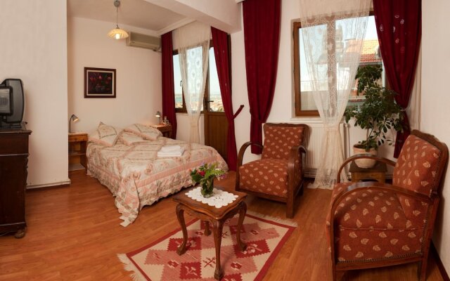 Gunebakan Taliani Otel