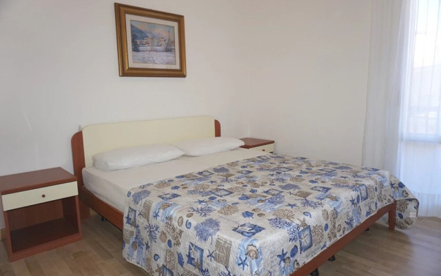 Relax in our Charming Villa With Private Garden
