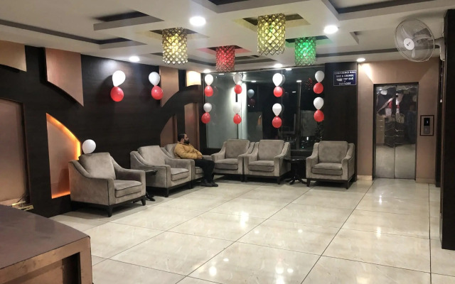 OYO Premium Bahadrabad Haridwar