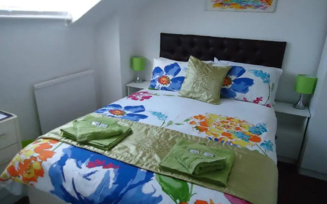 The Oakland Guest House