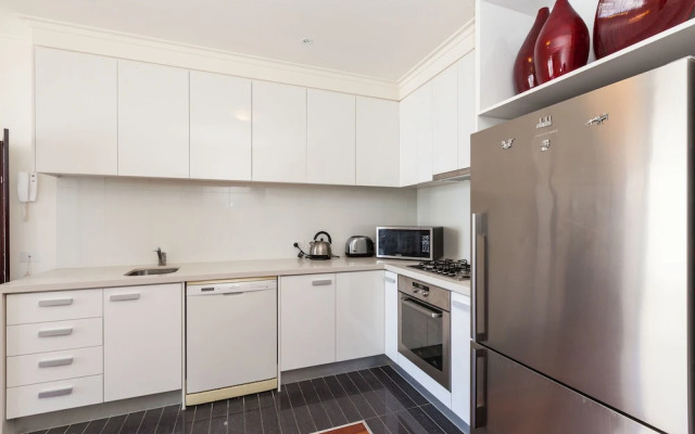 PIPER, 1BDR Southbank Apartment