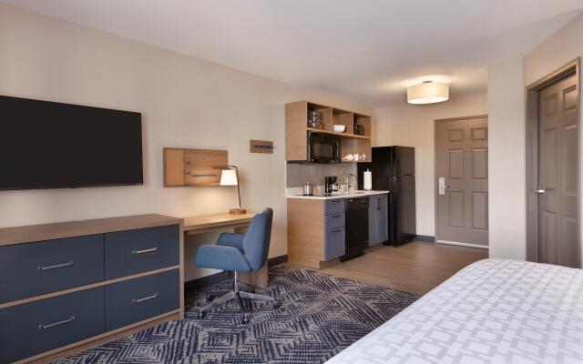 Candlewood Suites Springfield