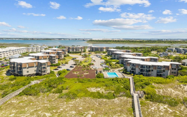 Southwinds A17 2 Bedroom Condo by RedAwning