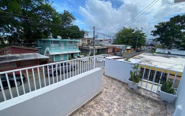 Centric 3B/1Bath near trendy Loiza Street