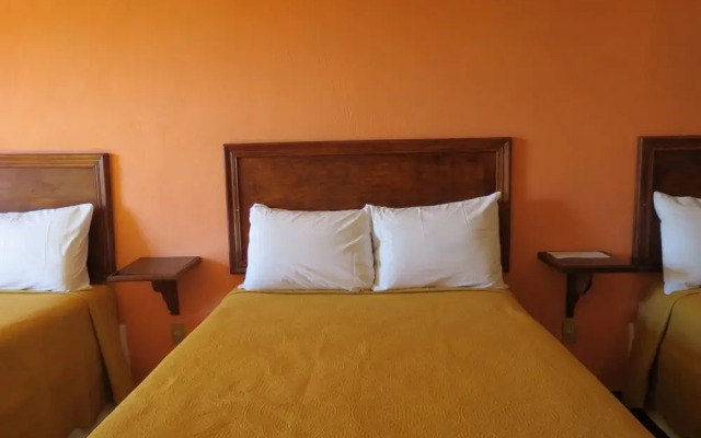 Hotel Casa 12 Reales