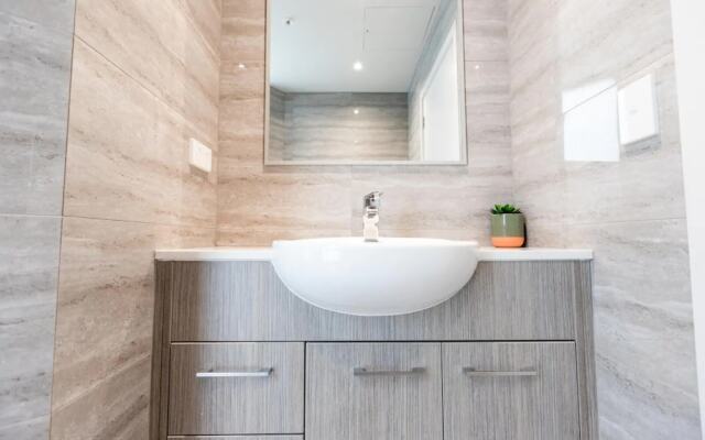 Modern 4 Bedroom Albany Apartment