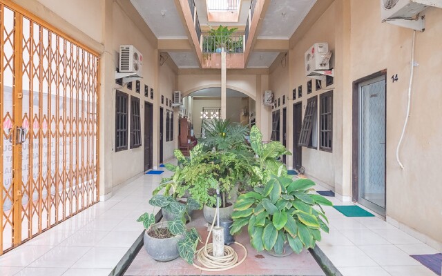 RedDoorz Syariah near Terminal Batu Ampar 2