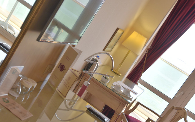 Ege Palas Business Hotel