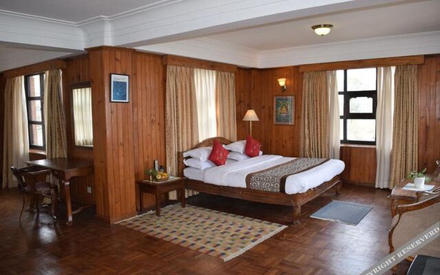 The Fort Resort