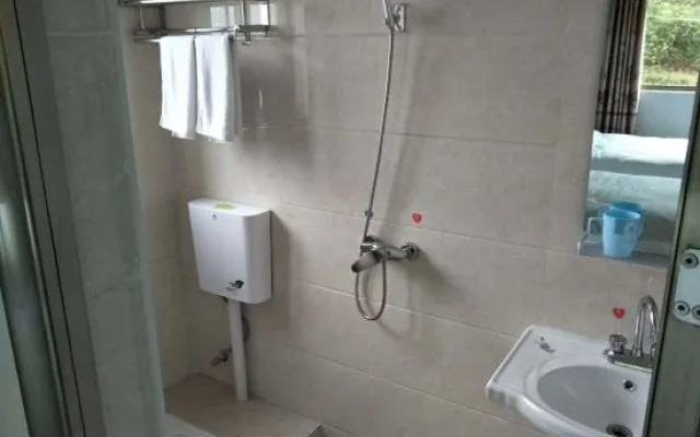 Jiangling No.1 Jinglou Hostel