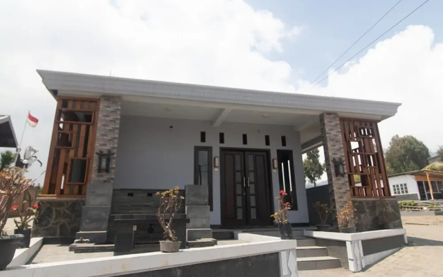 RedDoorz @ Bromo