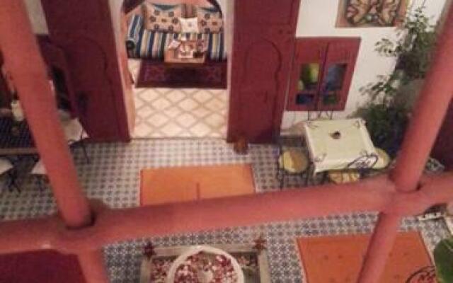 Riad Lala Latifa