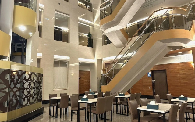 CHECK inn Select Taipei Nangang