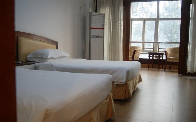 Baiyun Airport Hot Spring Resort
