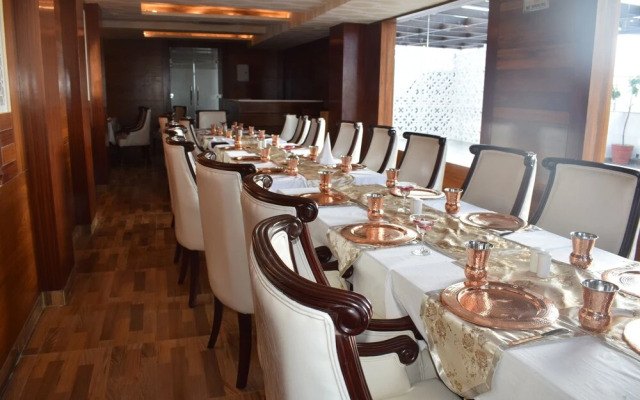 Clarks Premier Millenia Regency