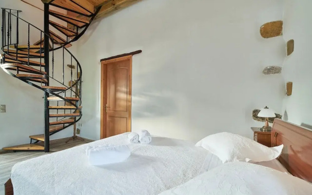 Achilleas Apartments