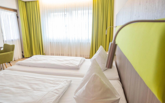 Das Ebertor Hotel & Hostel