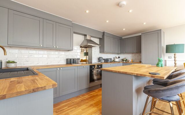 Airstay Premium Apartment