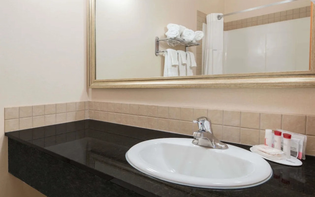 Ramada Wainwright