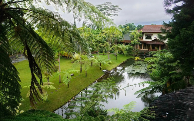 Spring Hill Hotel Ruteng