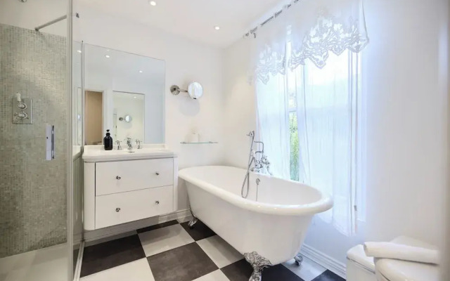 The Kensington Place Stylish 1bdr Flat