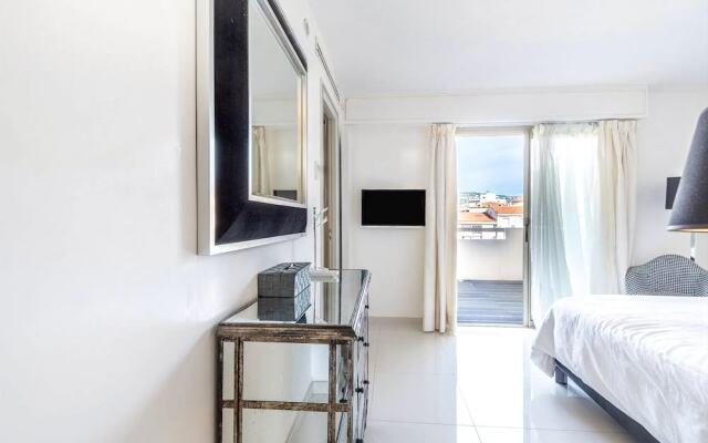Luxury Penthouse Mistral