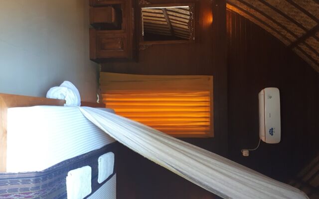 Sandy Beach Bungalows