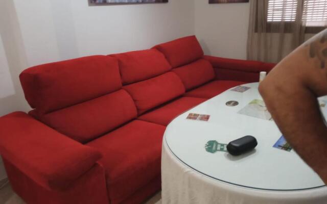 Amplia vivienda unifamiliar con 3 habitaciones