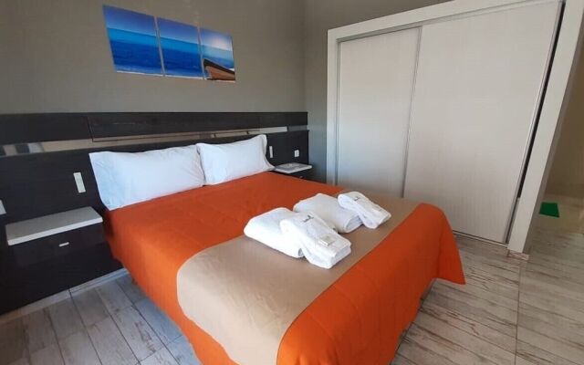 Apartamentos JR