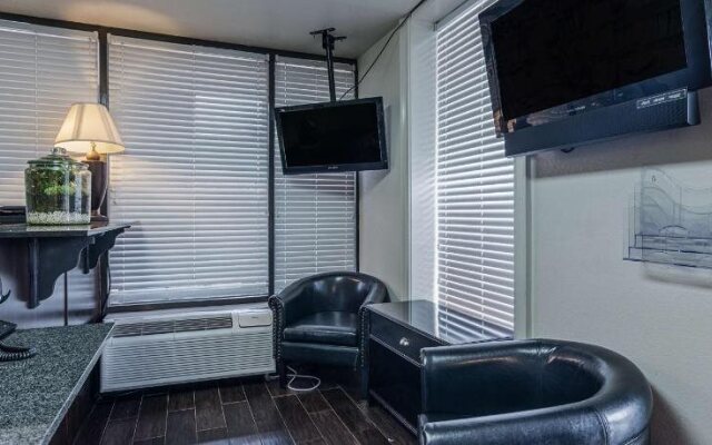 Studio 6 Skytop Rome