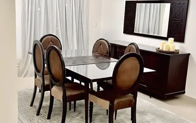 Elegant Apartment -sheikh Zayed Compound