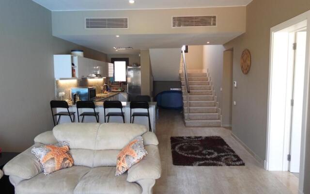 Unique 4-rooms villa w/private pool, beach & dock.