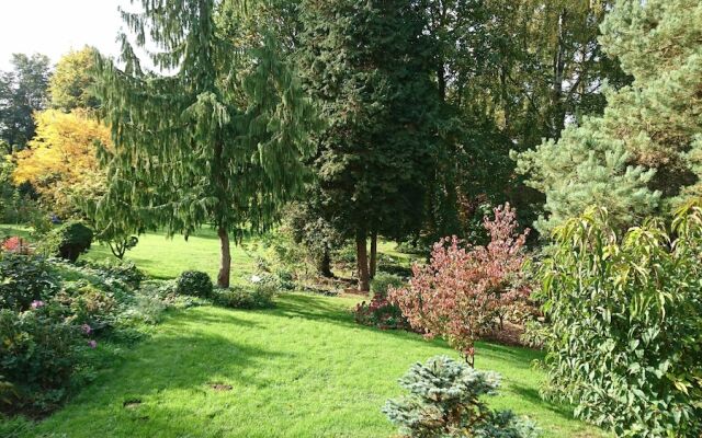 La Maison Aux Fleurs