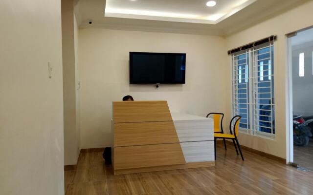Super OYO 3316 Adam Malik Guesthouse Near Stasiun Medan