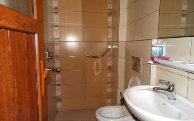 Ozgur Hotel