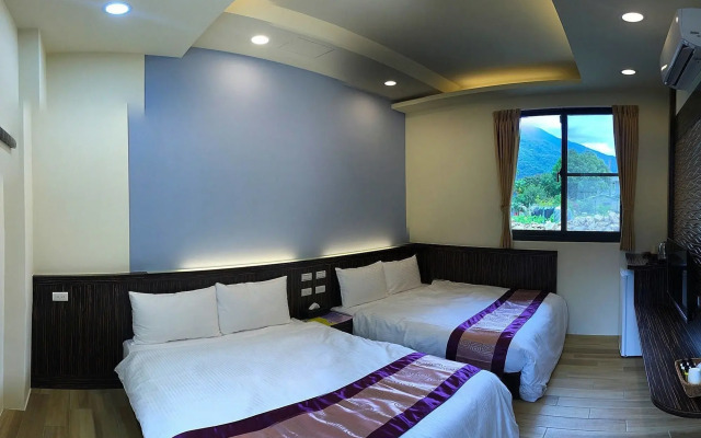 PULI GuanPu Fallsview Stay House