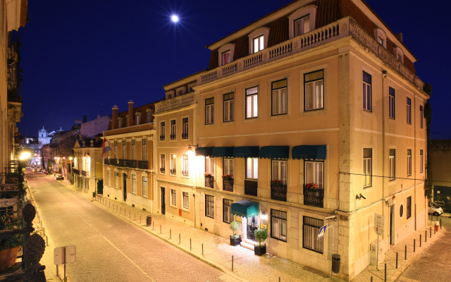 As Janelas Verdes Inn, a Lisbon Heritage Collection